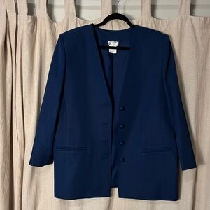 Vintage D’Allaird’s Navy Blue Padded Blazer/Suit Jacket